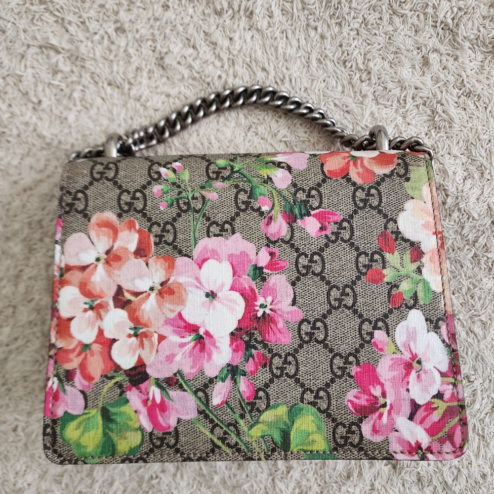 🌸 GUCCI Bloom 🌸 GG Supreme Mini Dionysus Floral Accent Crossbody Bag Purse - Picture 3 of 9